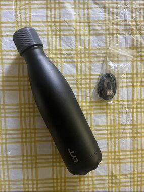 LYT Self-cleaning water bottle black